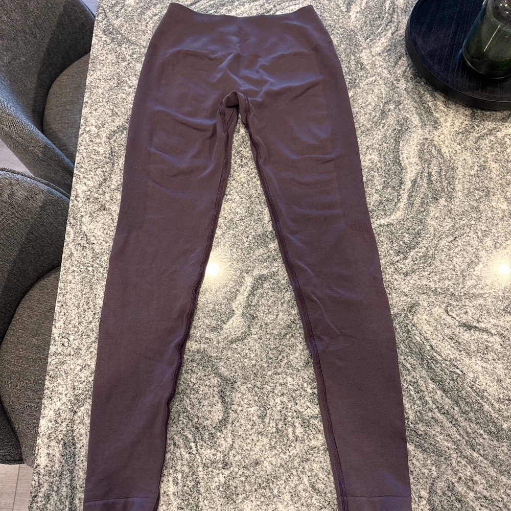Alphalete amplify leggings